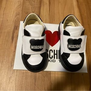 Moschino kids shoe